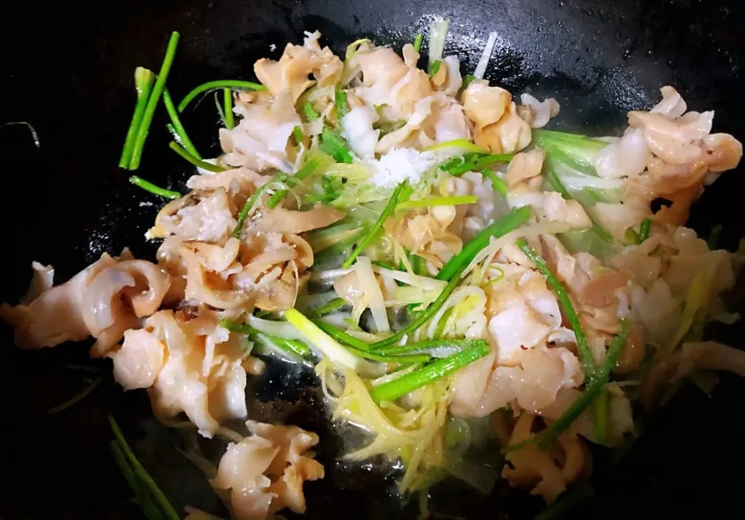 【蔥爆海螺片】做法|味道鮮美，營養(yǎng)充足，快試試動手制作吧